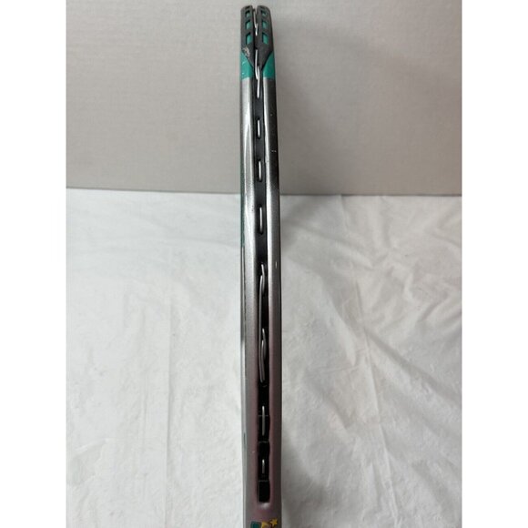 Junior 23 Aero Dynamic Tennis Racquet Green White Grip 3 5/8 Length 23" No Cover - Picture 8 of 9